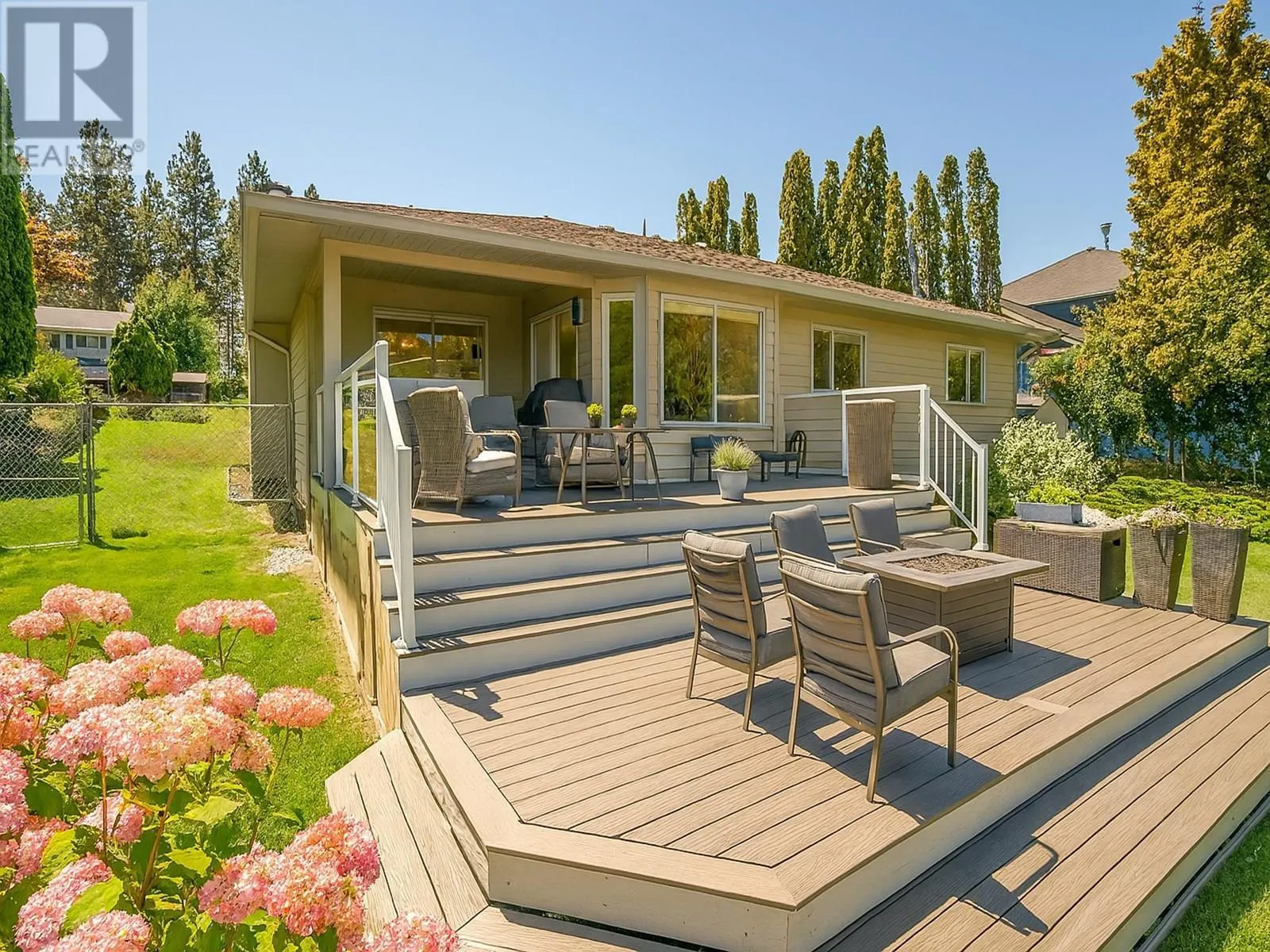482 Curlew Drive