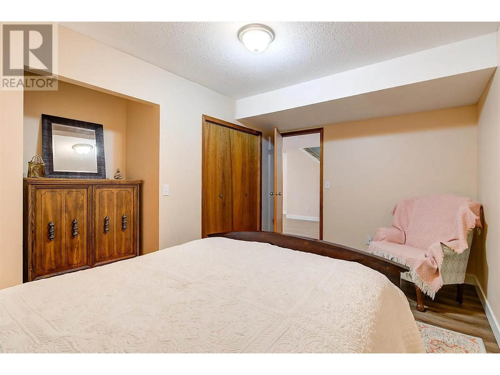 482 Curlew Drive