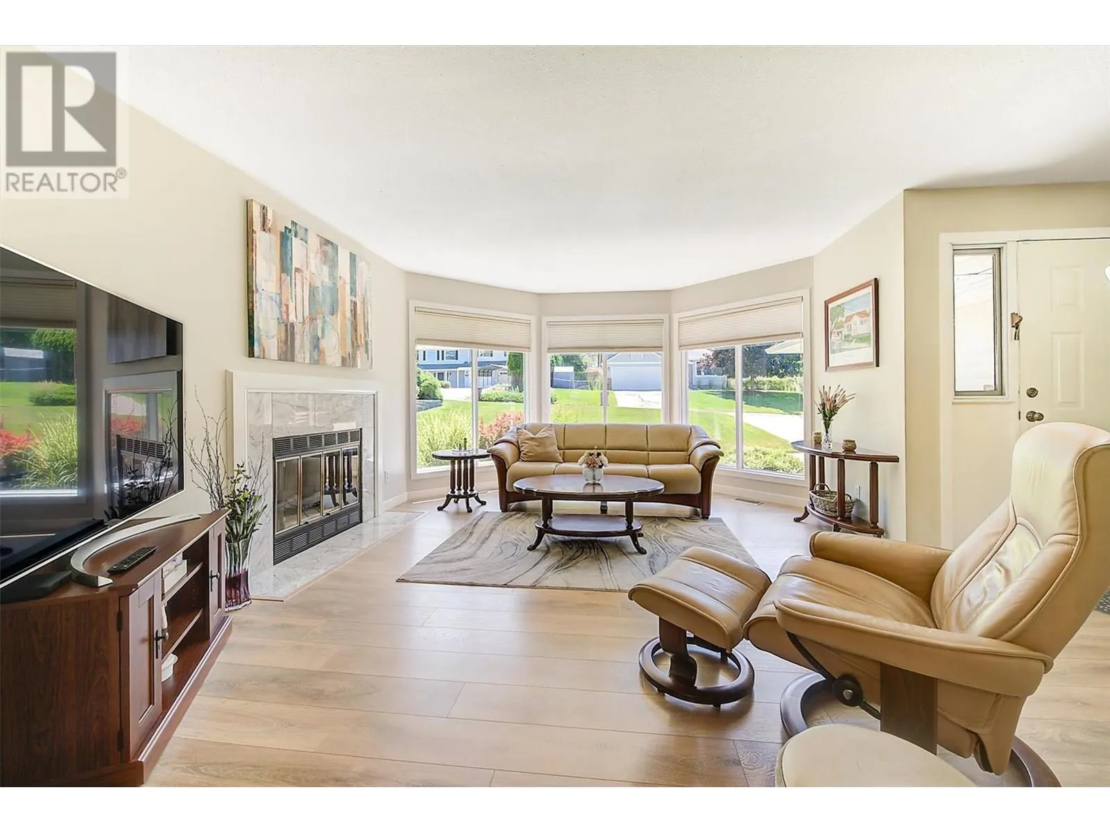 482 Curlew Drive