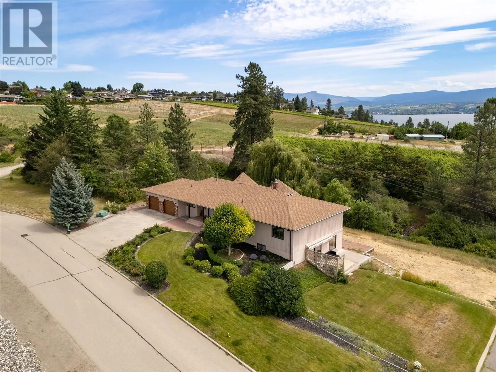 1049 Kelly Drive