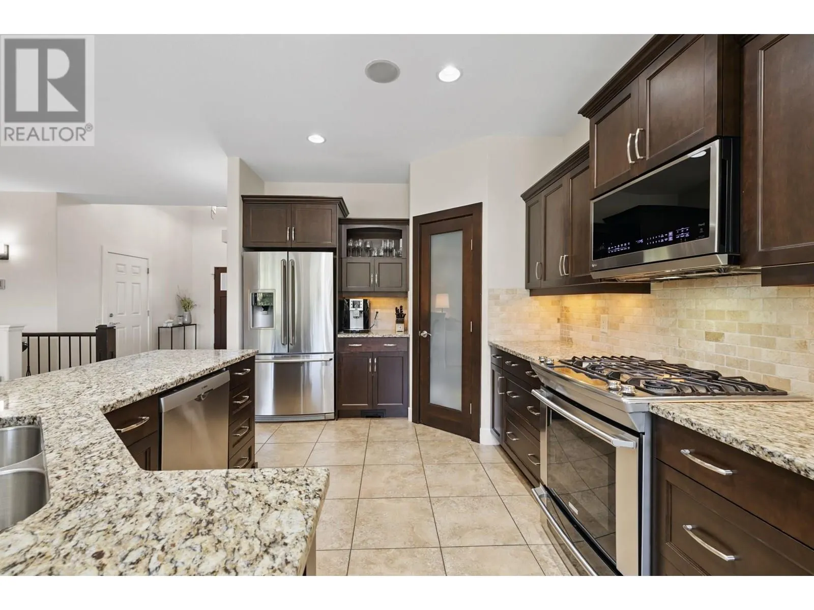 2450 Selkirk Drive Unit# 23