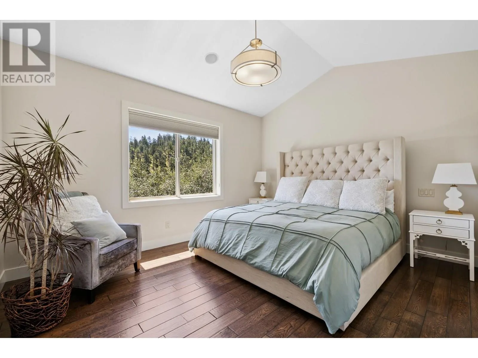2450 Selkirk Drive Unit# 23