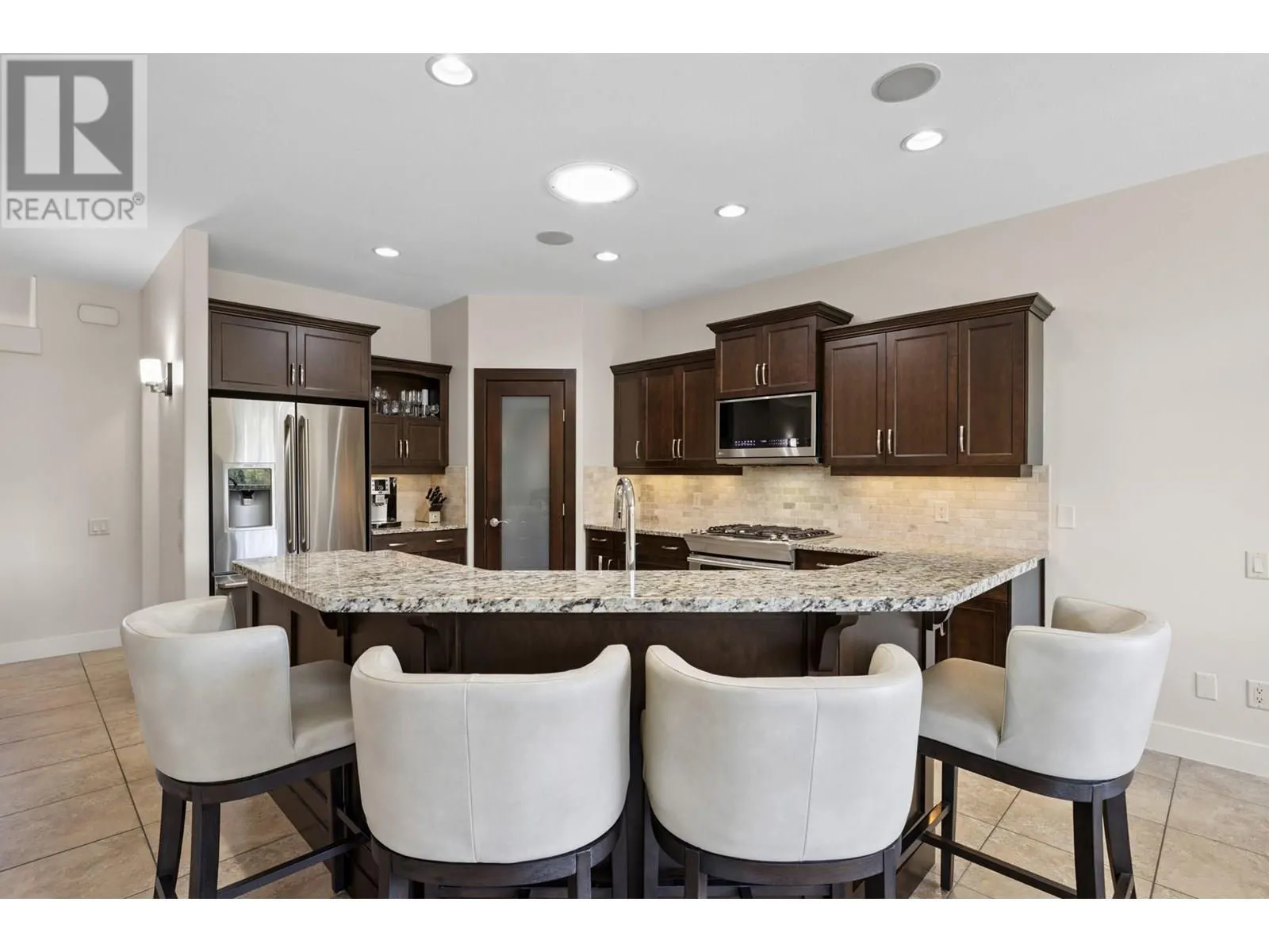 2450 Selkirk Drive Unit# 23