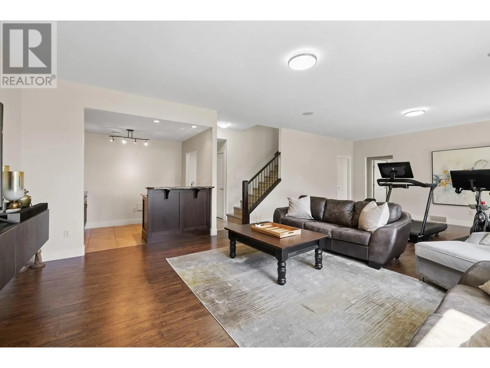 2450 Selkirk Drive Unit# 23
