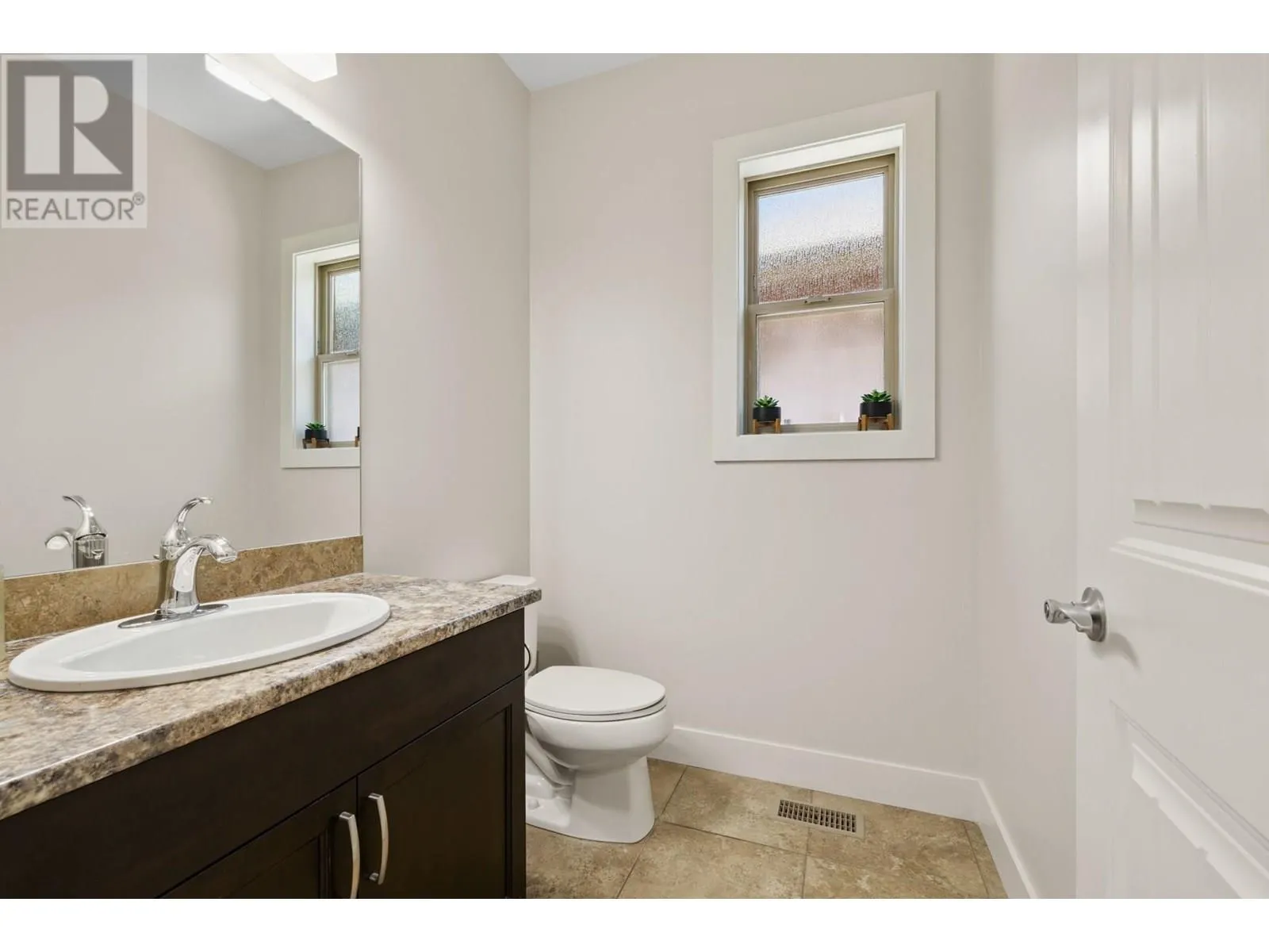 2450 Selkirk Drive Unit# 23