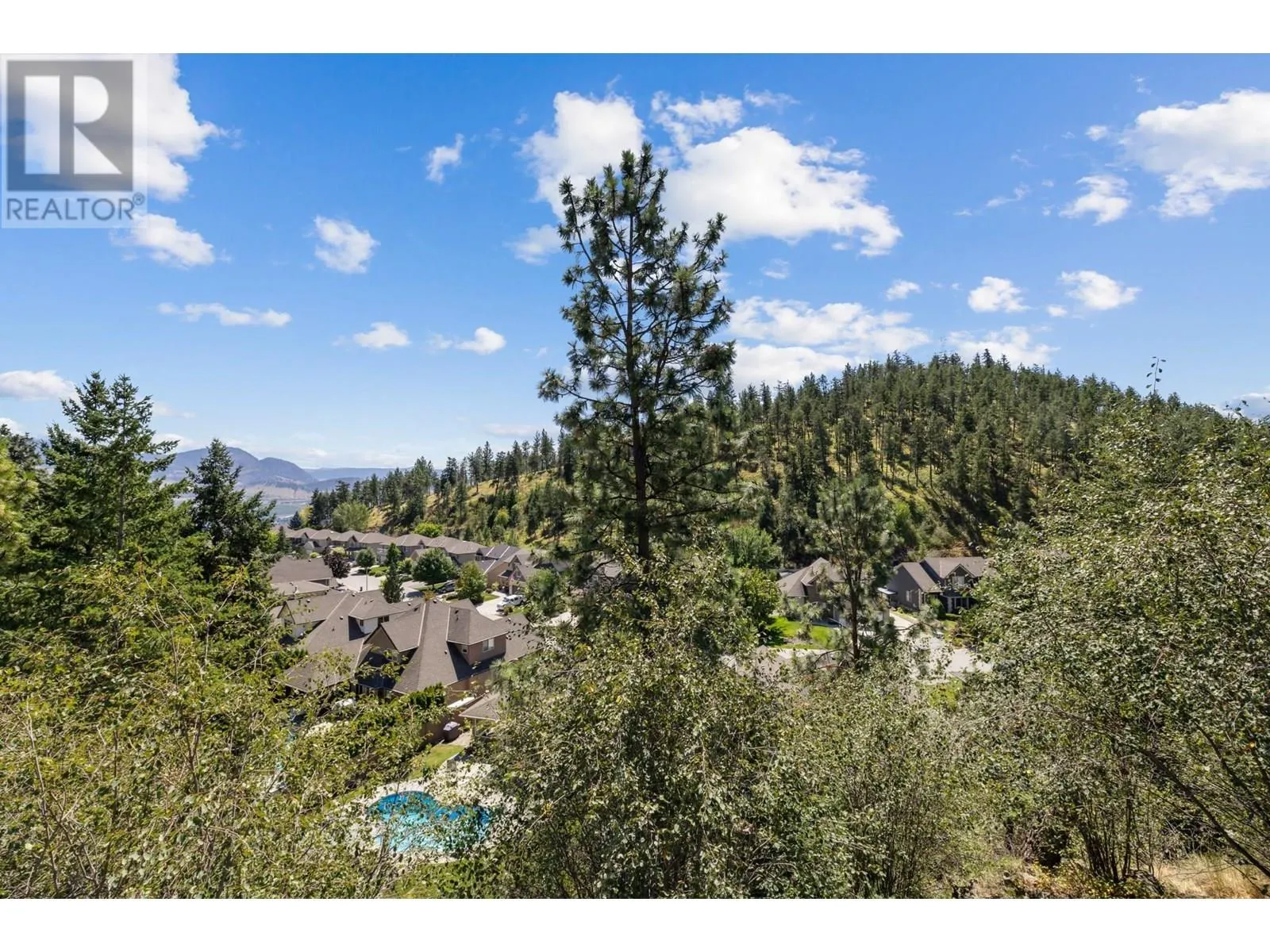 2450 Selkirk Drive Unit# 23