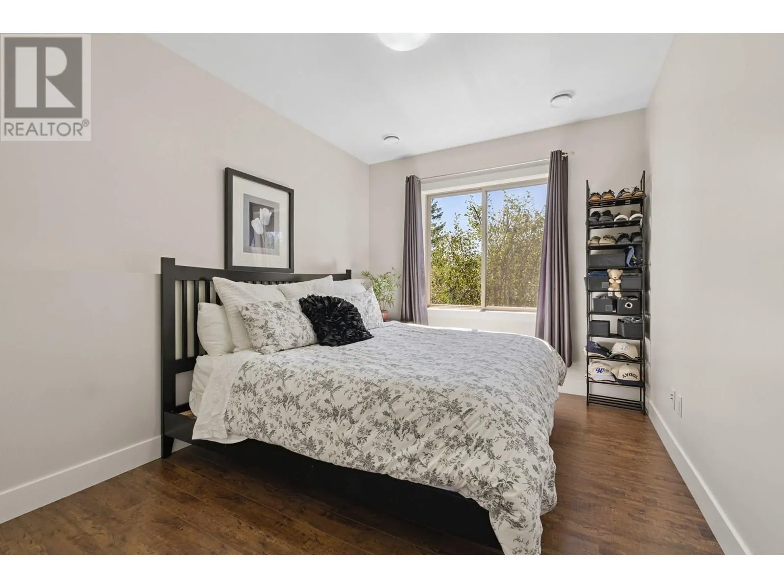 2450 Selkirk Drive Unit# 23