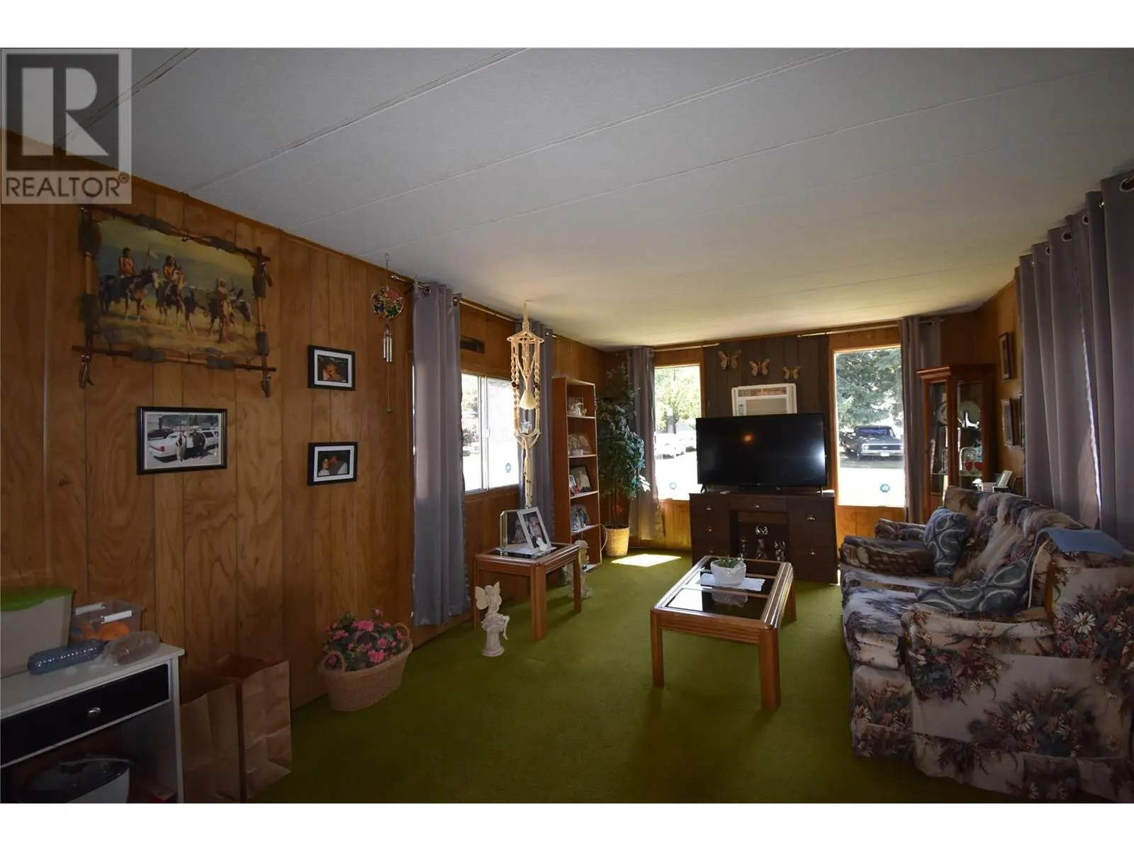 159 SCHULTE Crescent