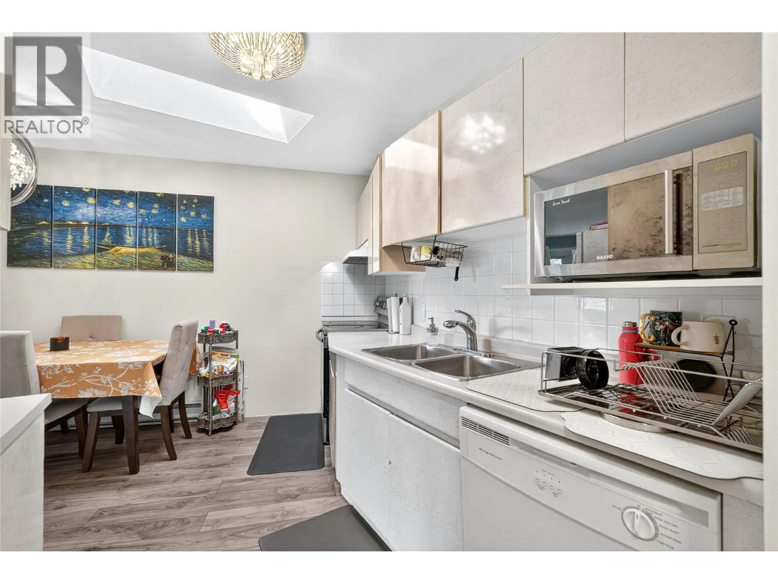 3175 De Montreuil Court Unit# 412