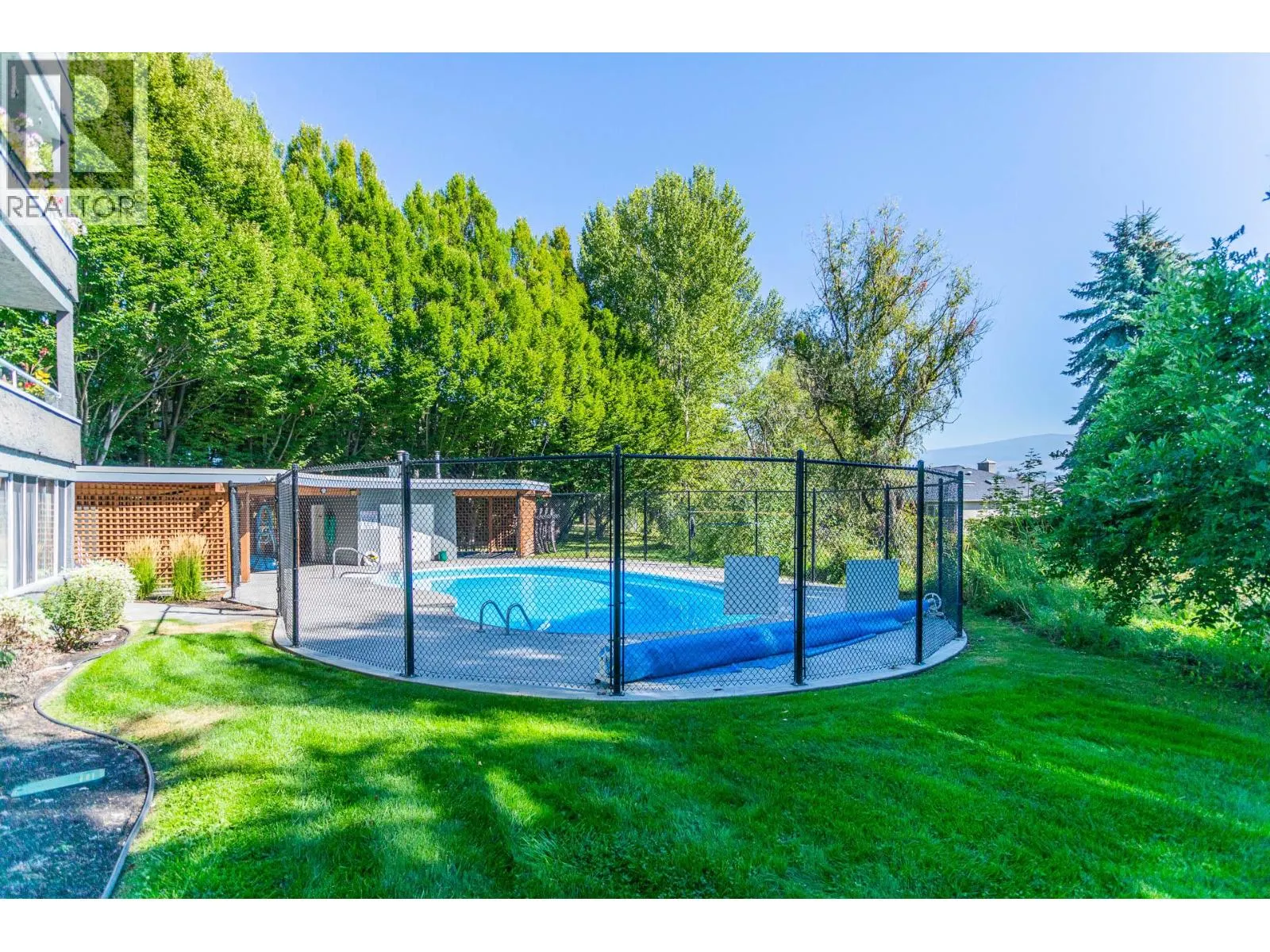 3175 De Montreuil Court Unit# 412