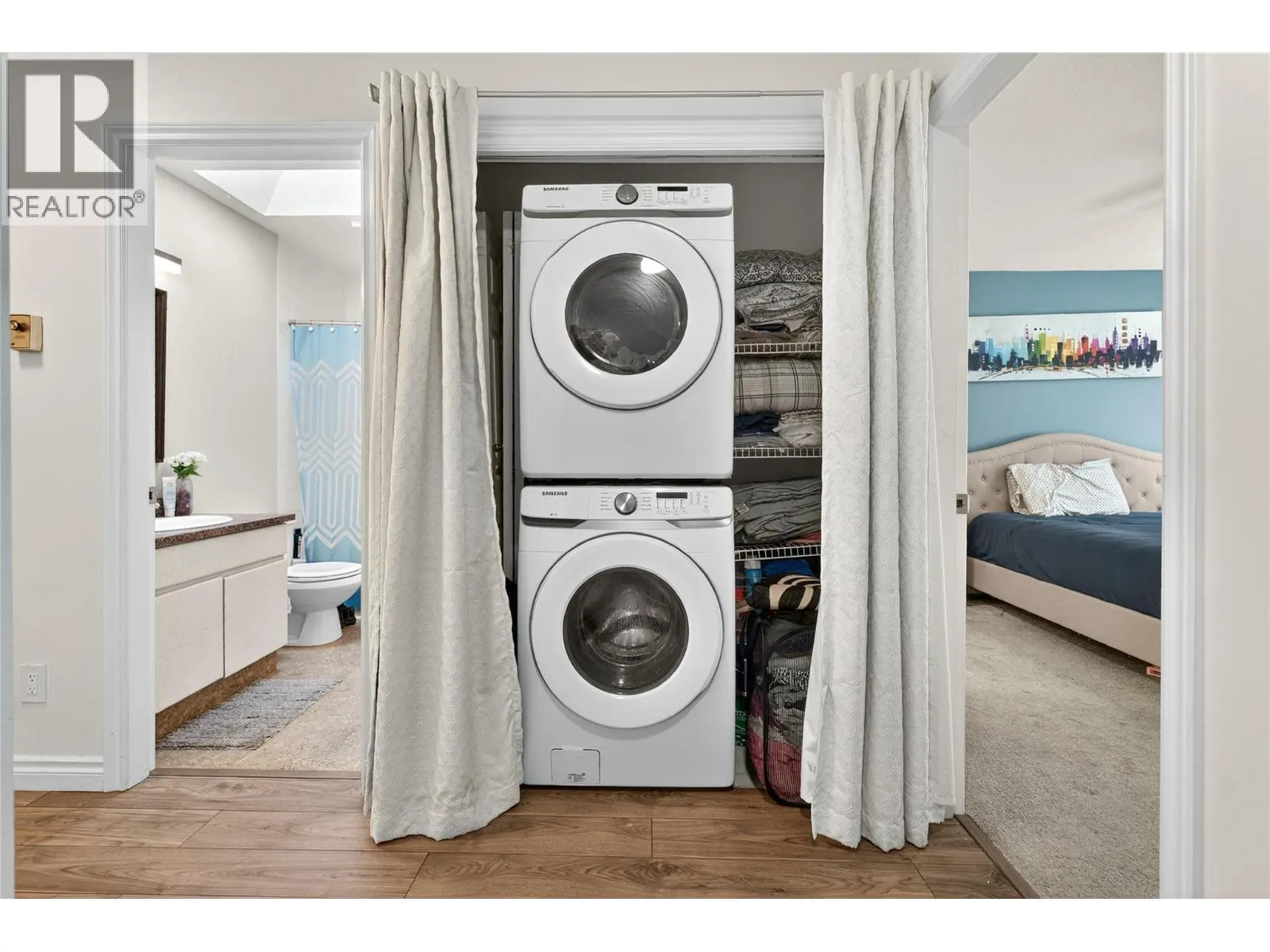 3175 De Montreuil Court Unit# 412