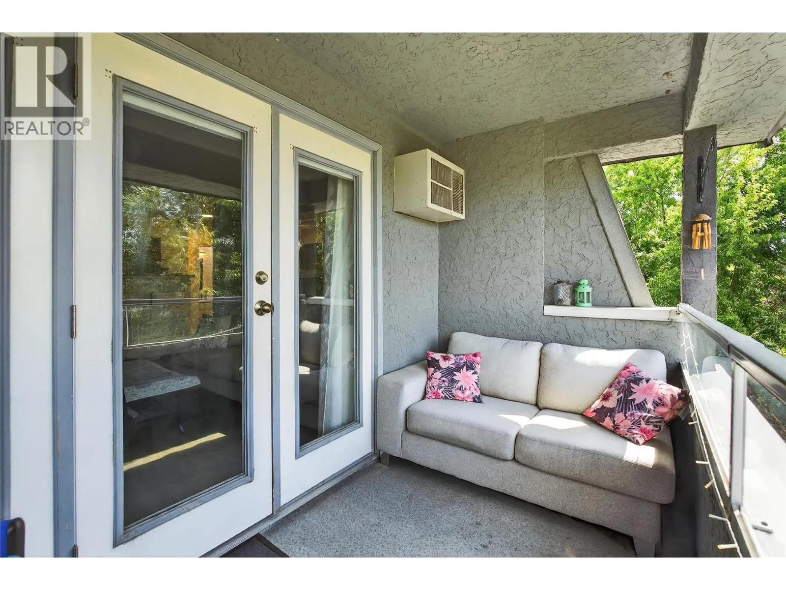 3175 De Montreuil Court Unit# 412