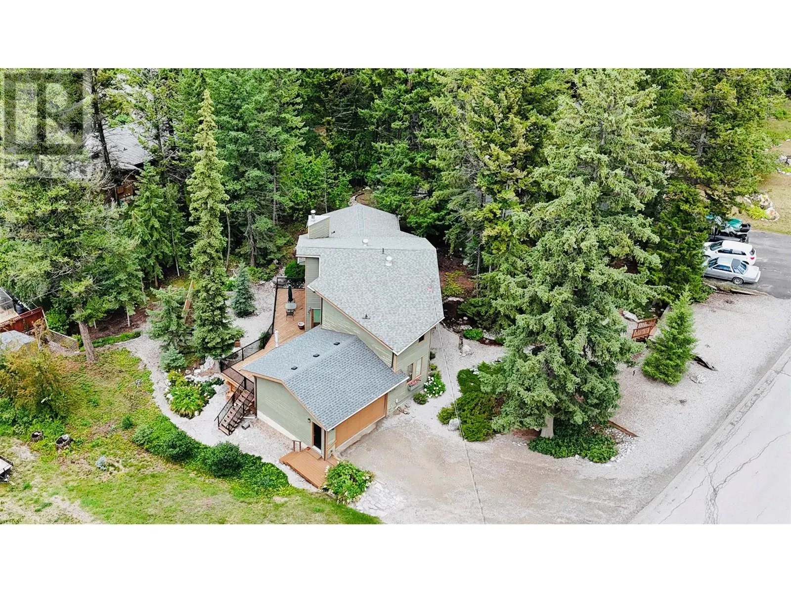 5221 Columbia River Road