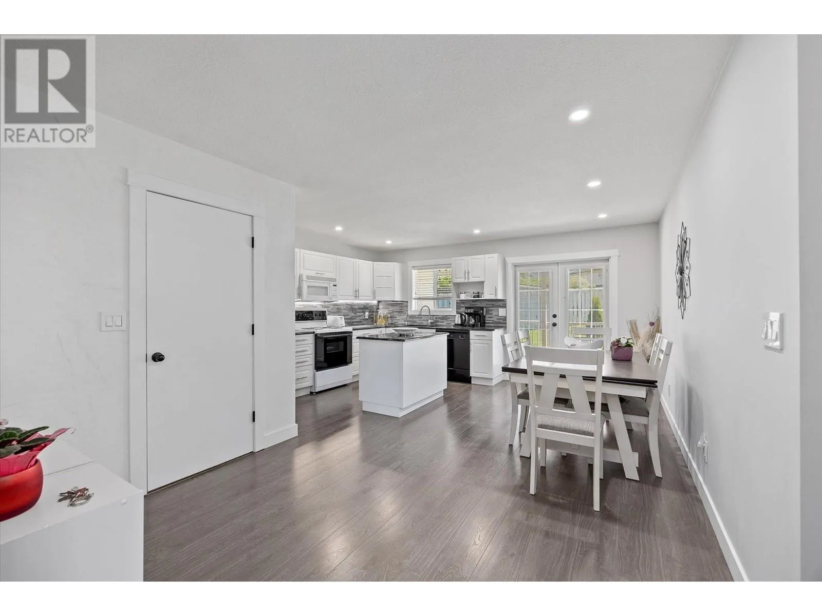 135 Almond Court