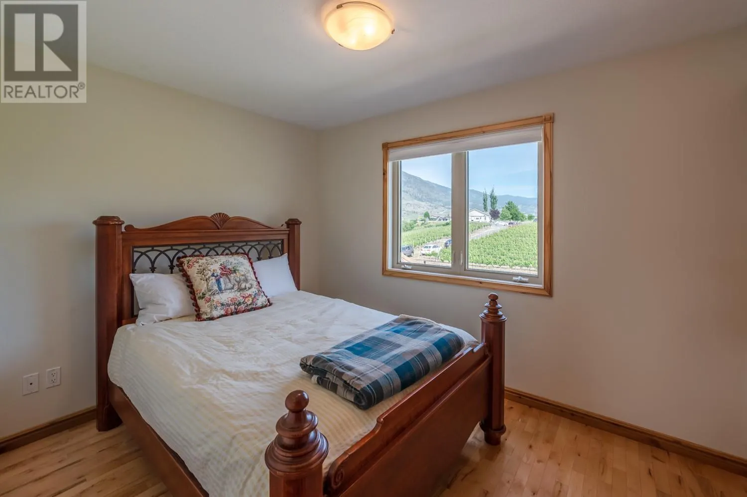 4535 Ryegrass Road