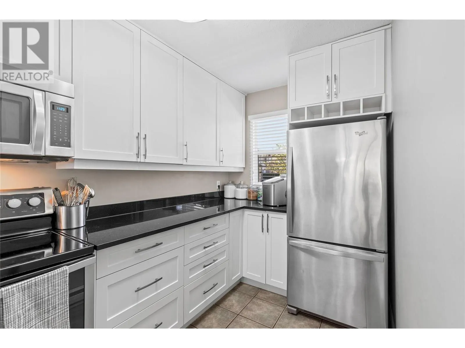 4100 24 Avenue Unit# 105