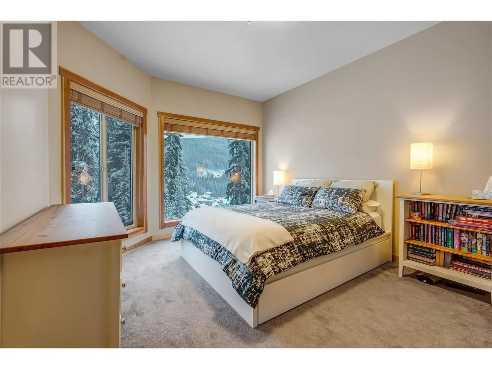 308 Creekview Road Unit# 17