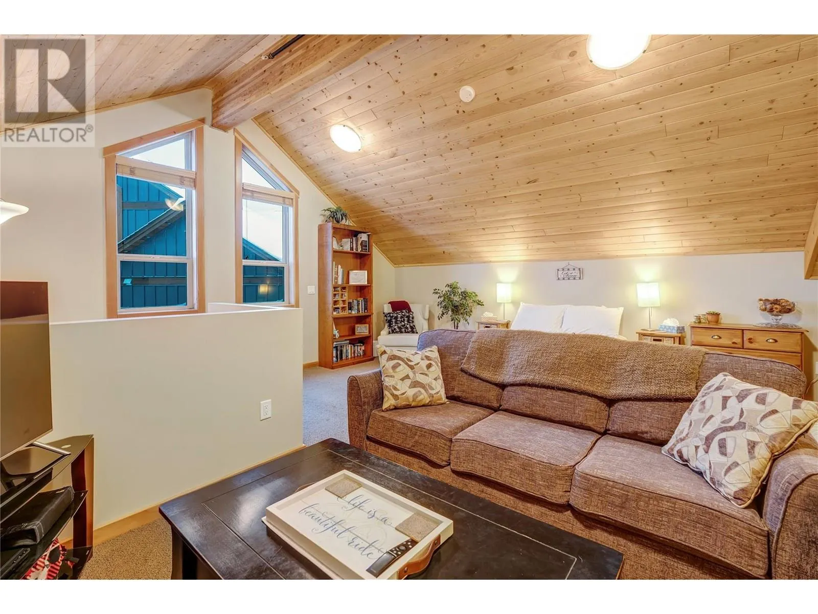 308 Creekview Road Unit# 17