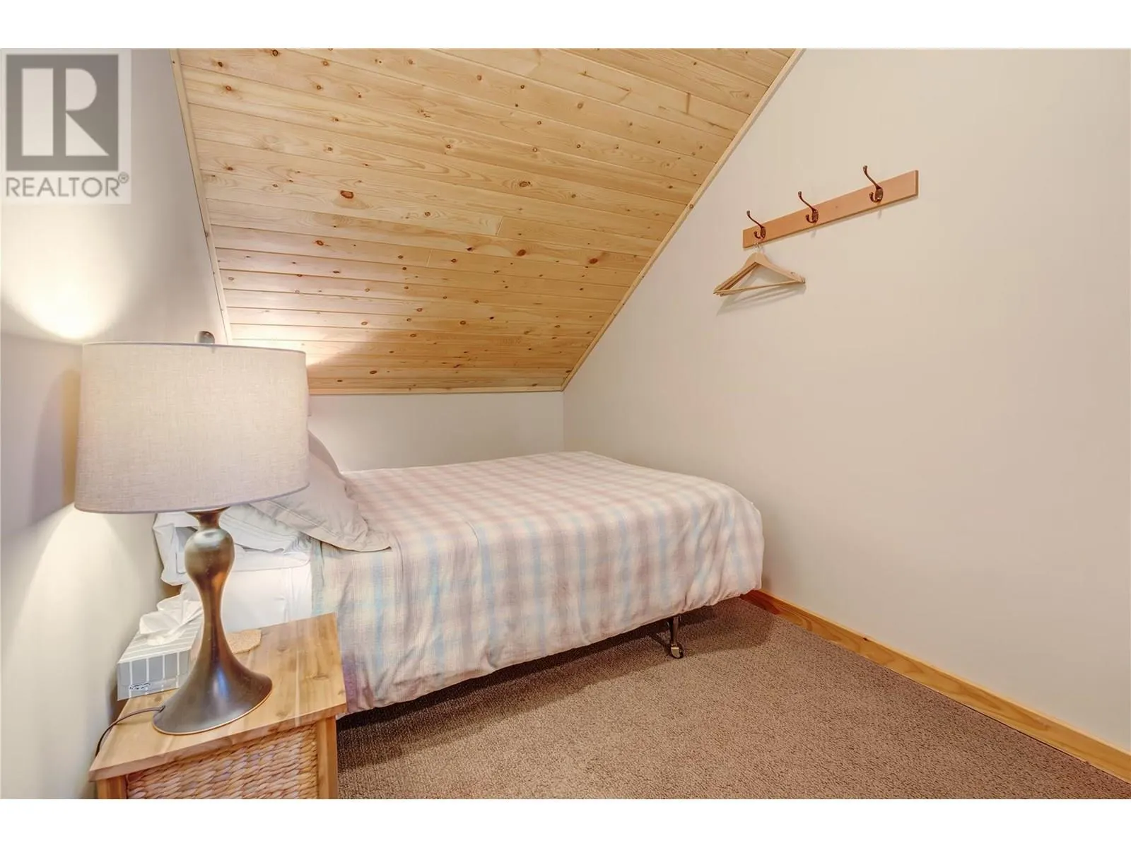 308 Creekview Road Unit# 17