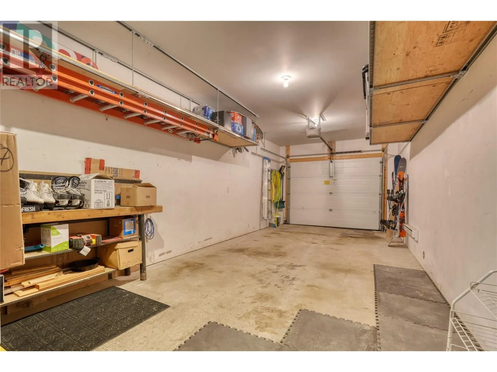 308 Creekview Road Unit# 17