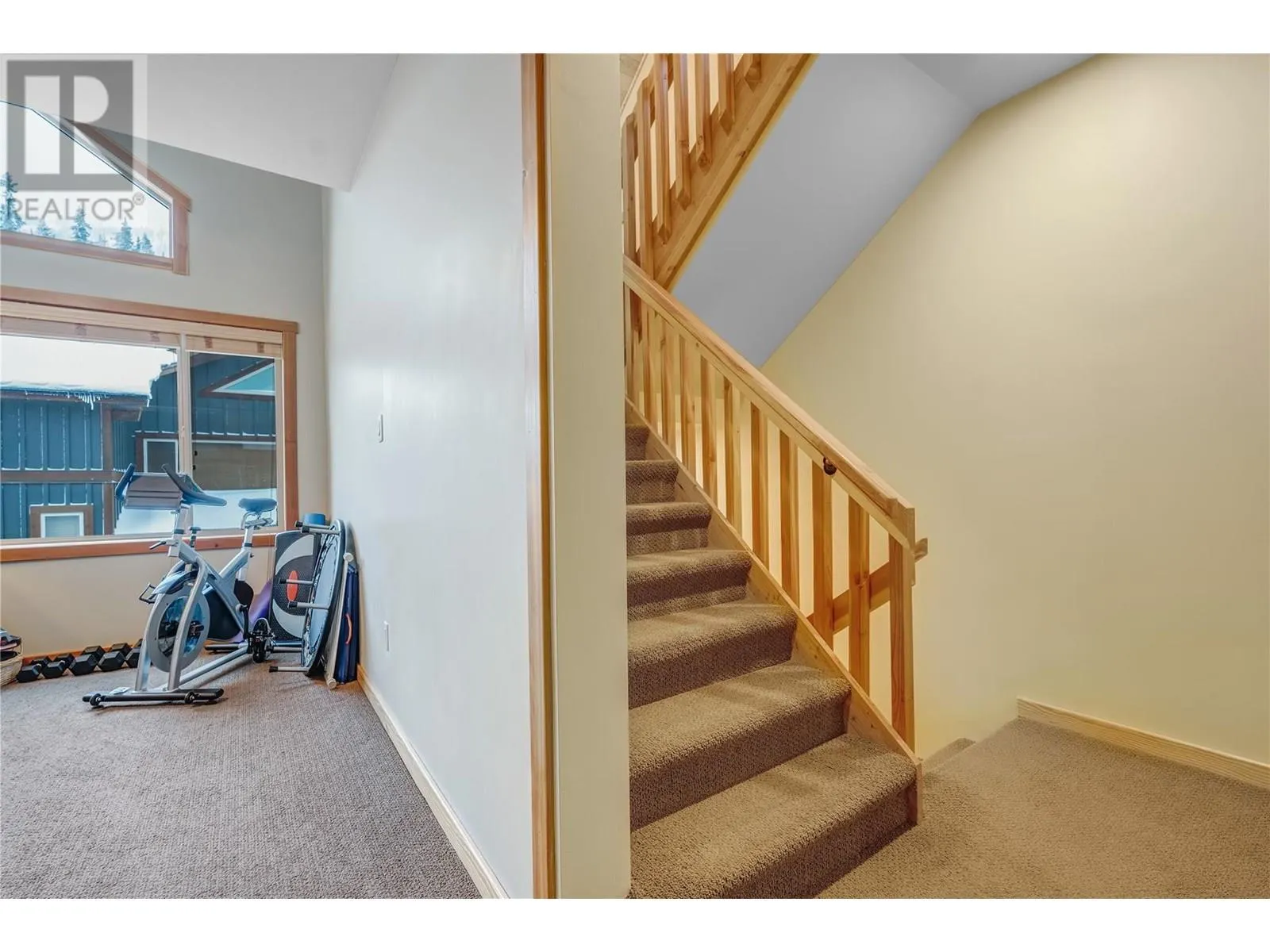 308 Creekview Road Unit# 17