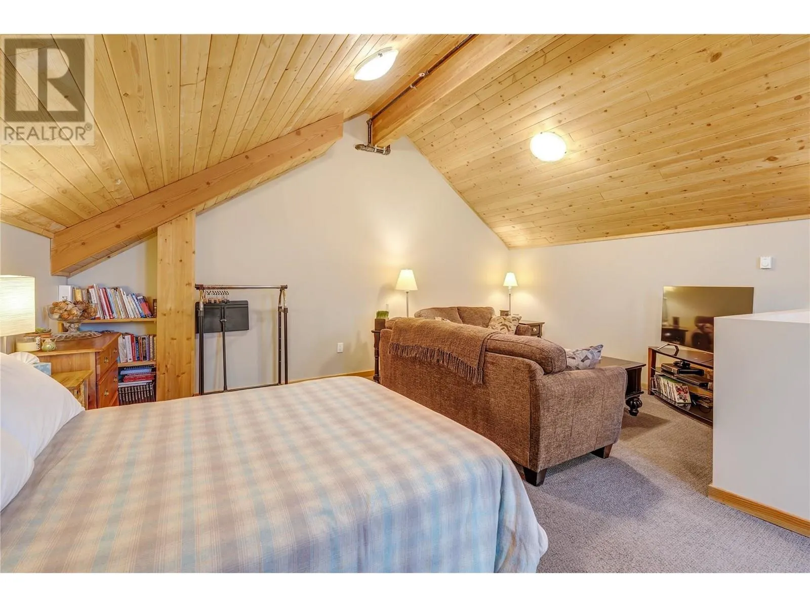 308 Creekview Road Unit# 17