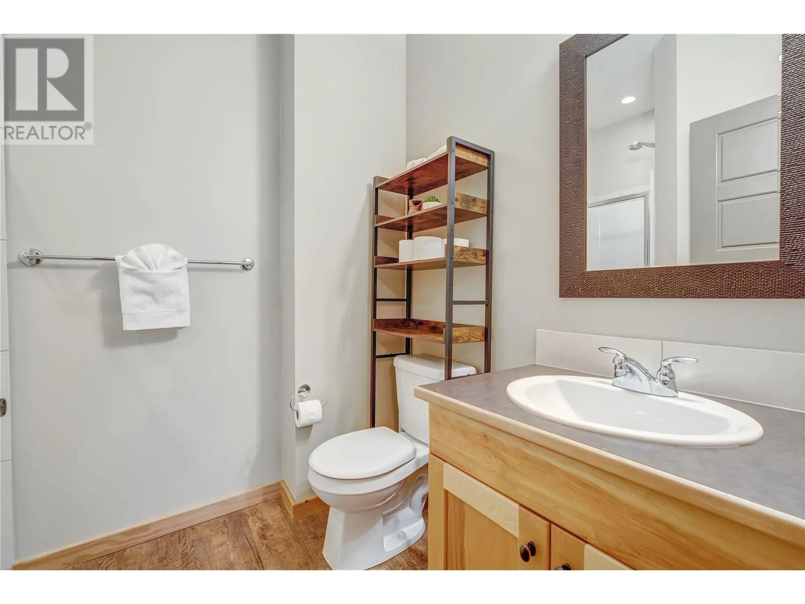 308 Creekview Road Unit# 17