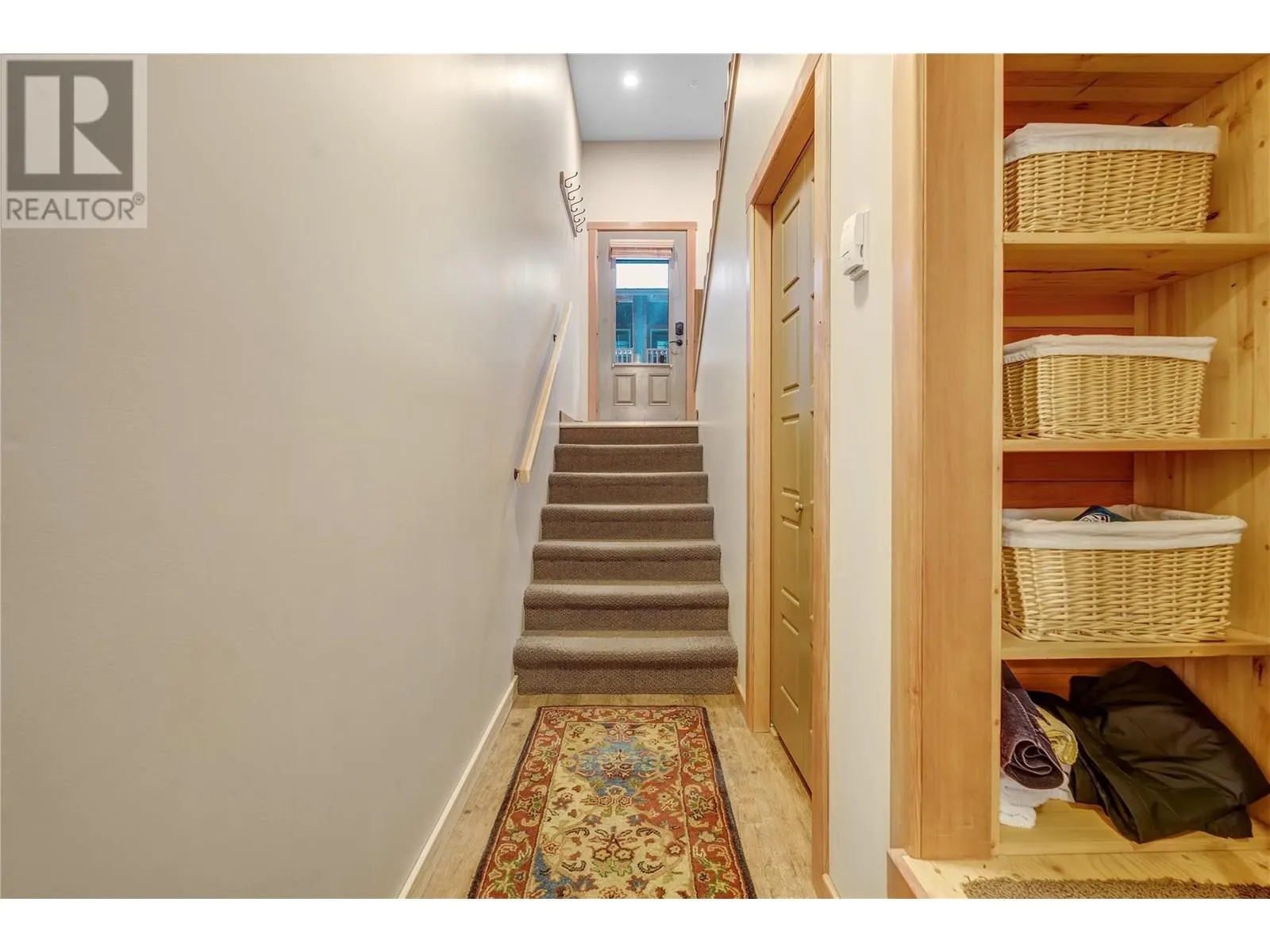 308 Creekview Road Unit# 17