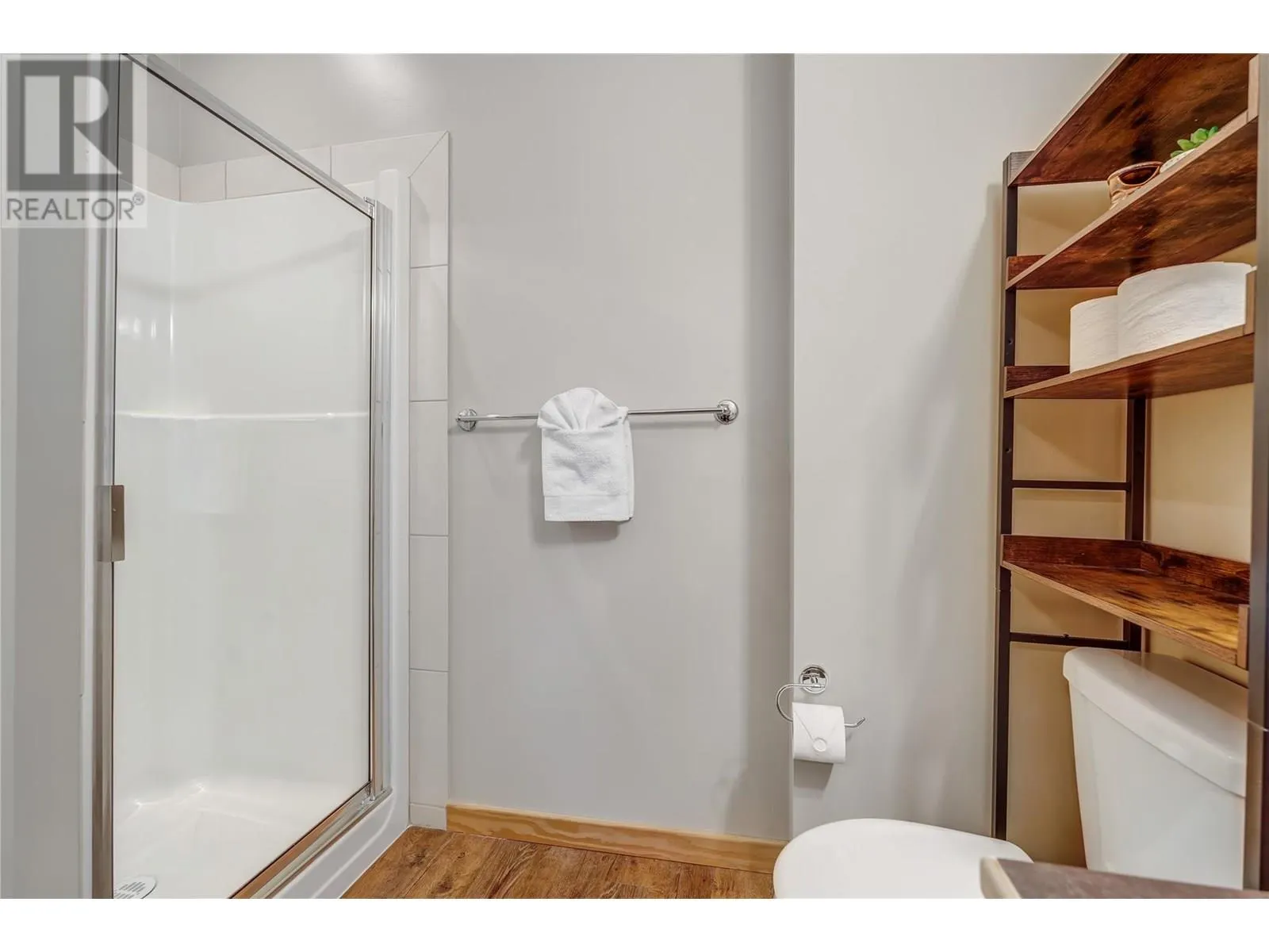 308 Creekview Road Unit# 17