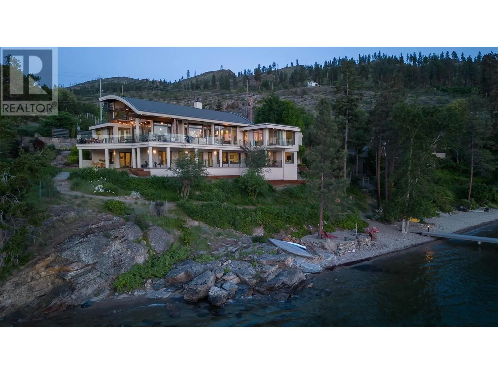 5560 Lakeshore Road