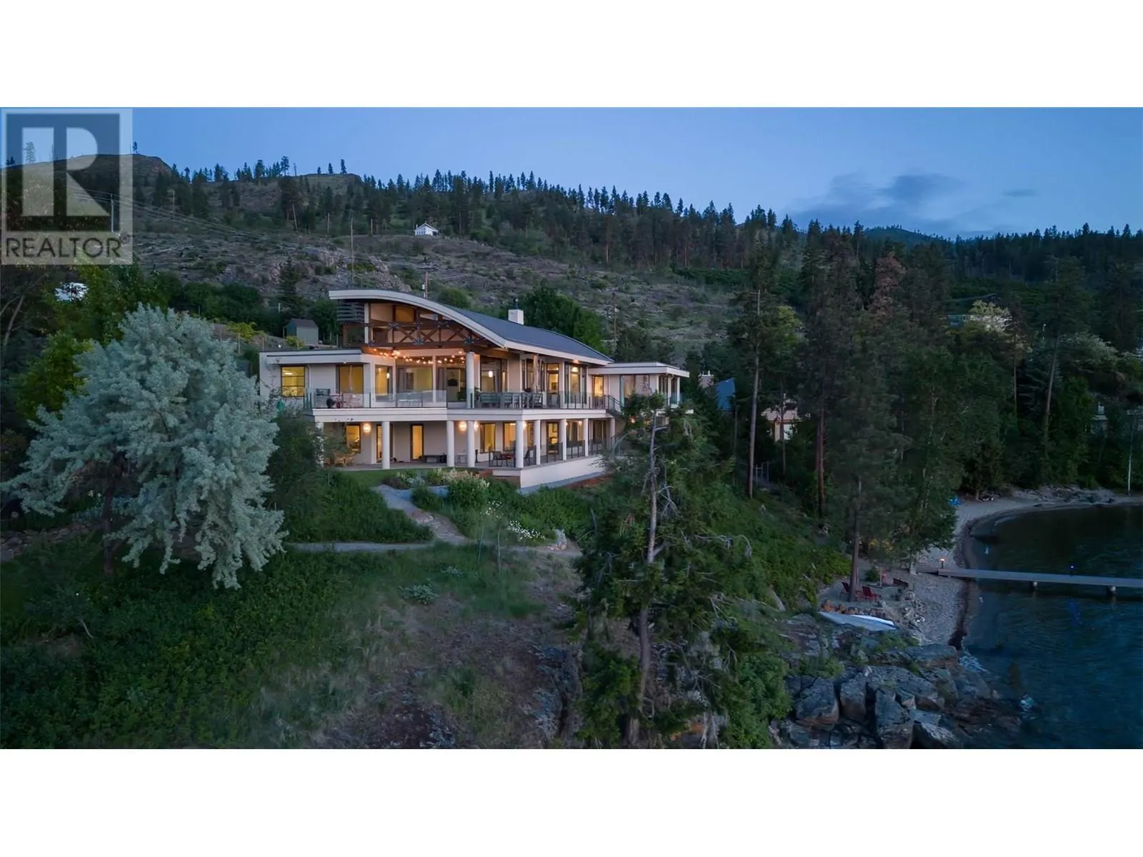 5560 Lakeshore Road