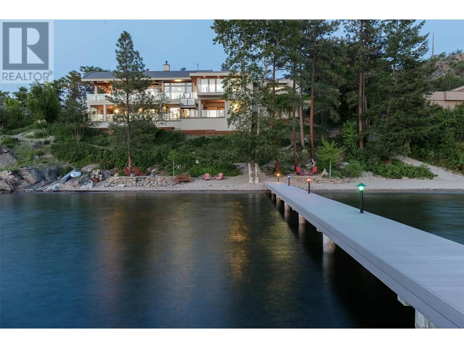 5560 Lakeshore Road