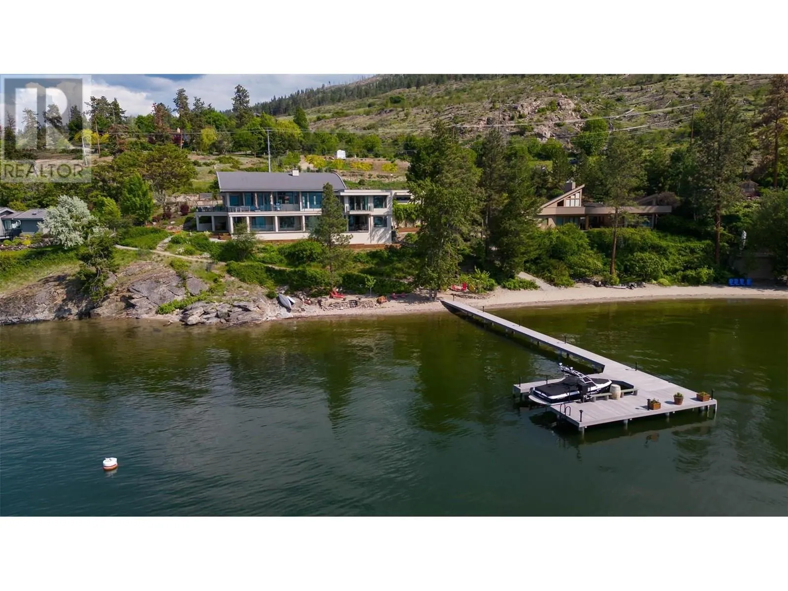 5560 Lakeshore Road