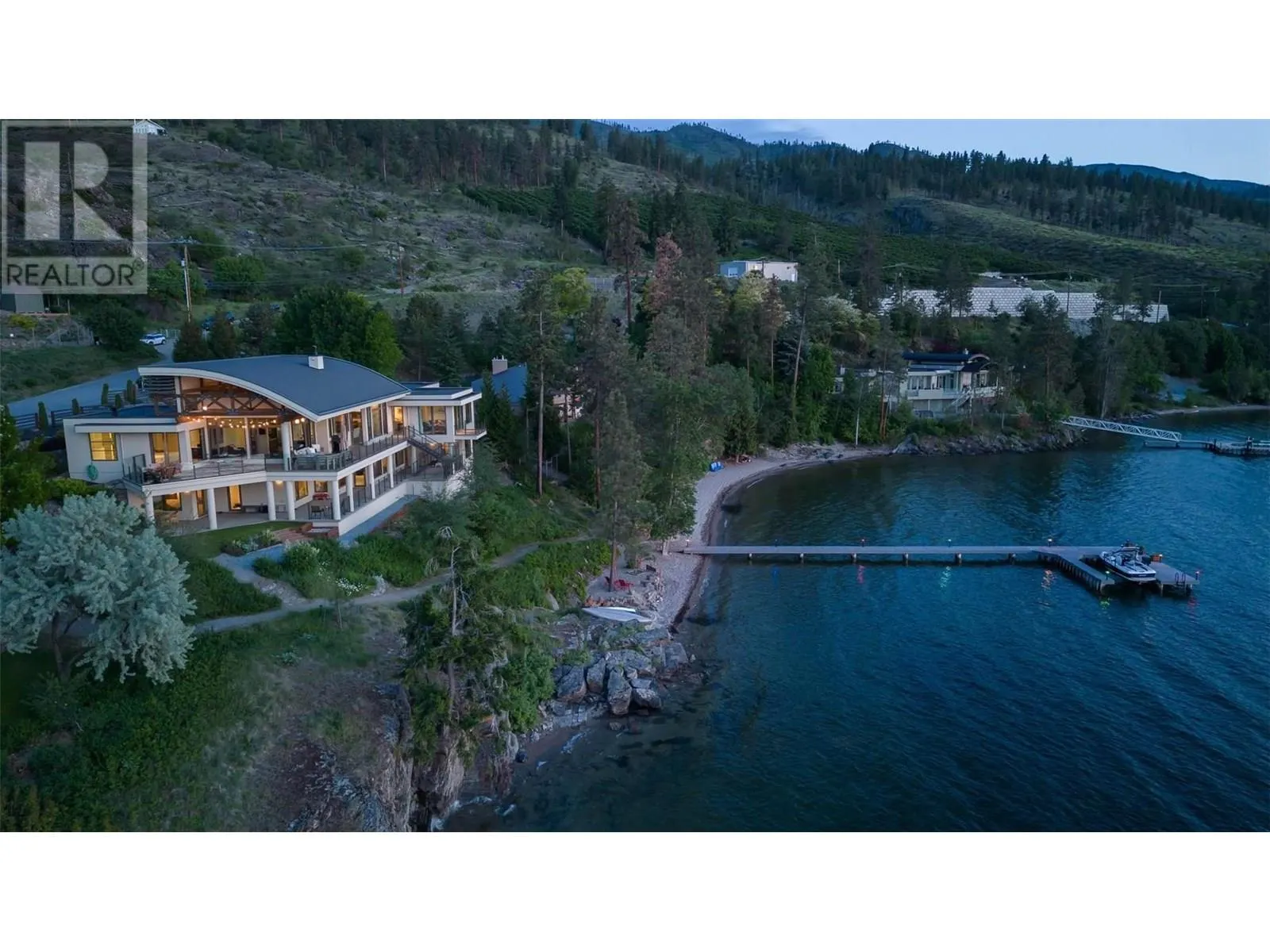 5560 Lakeshore Road