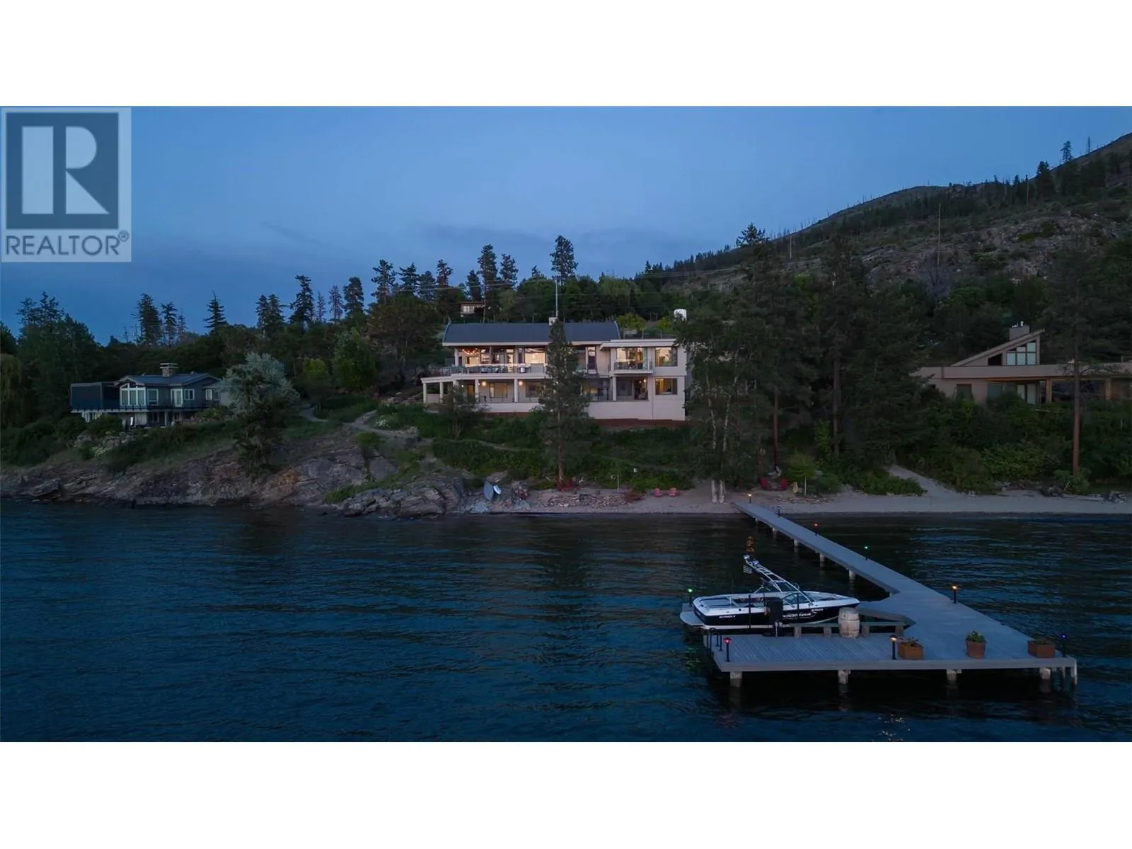 5560 Lakeshore Road