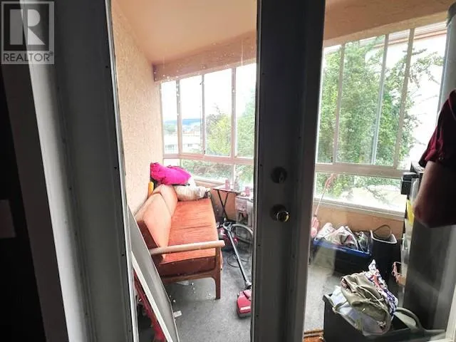 709 Houghton Road Unit# 206