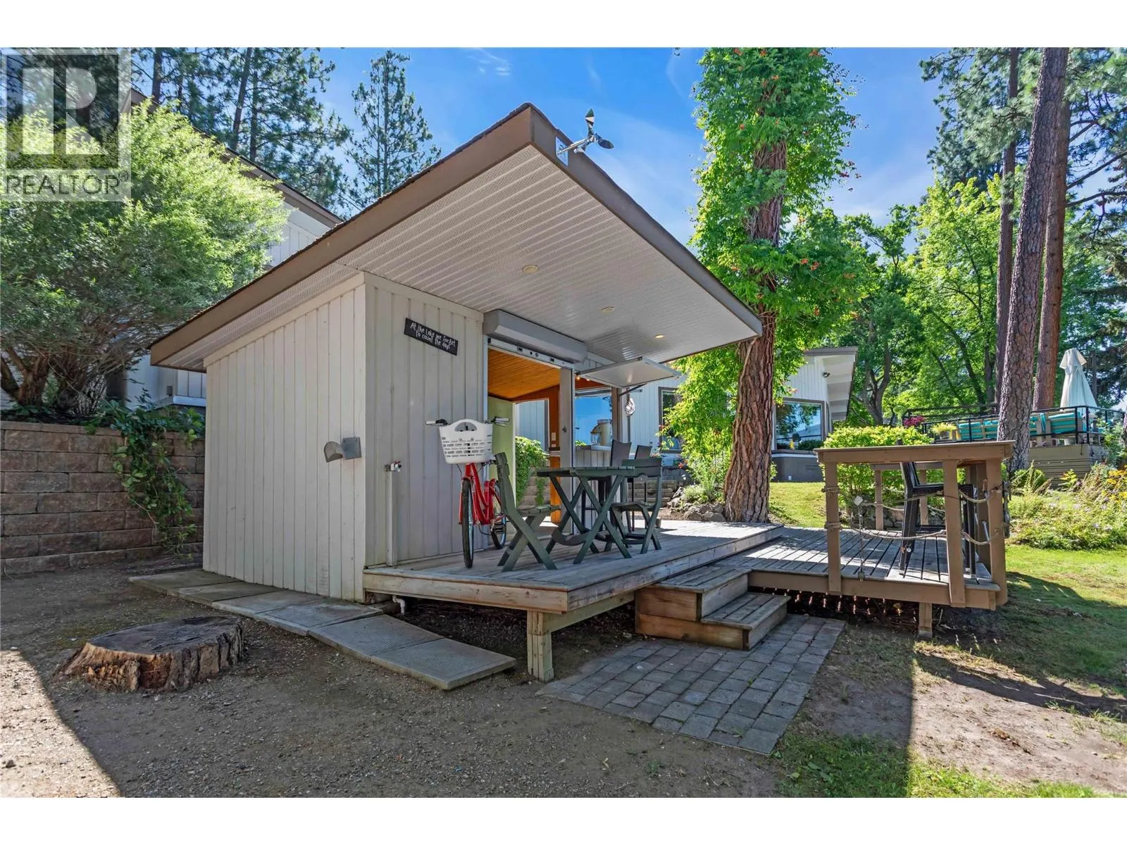 12110 Trewhitt Road W