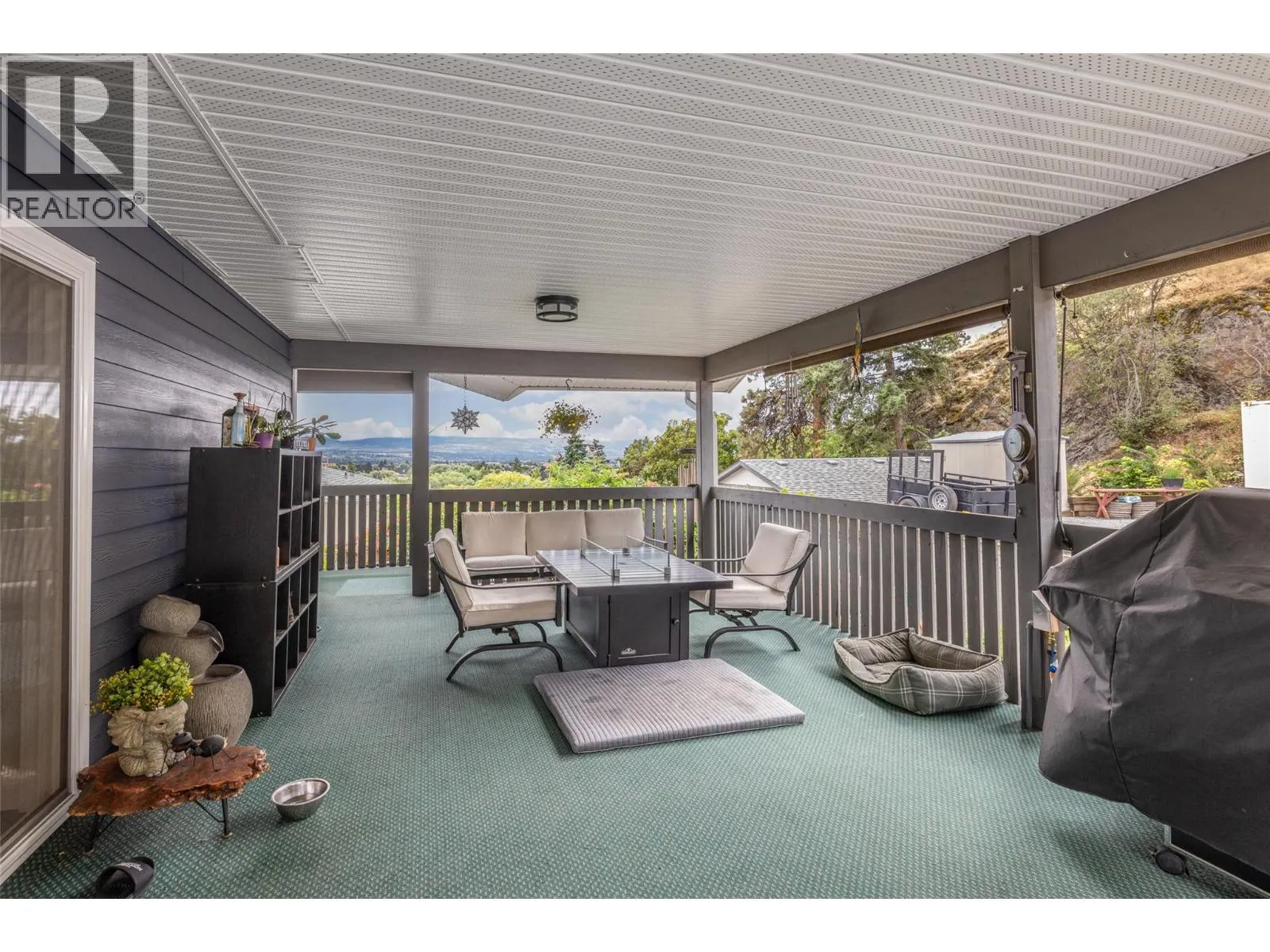 868 Clifton Road