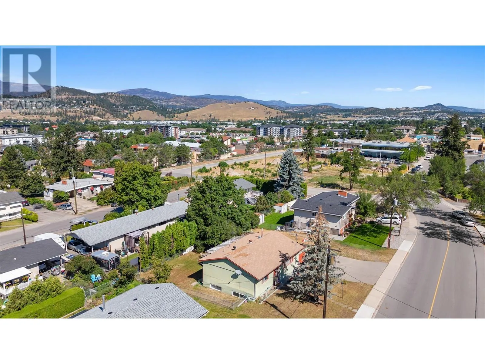280 Dougall Road S