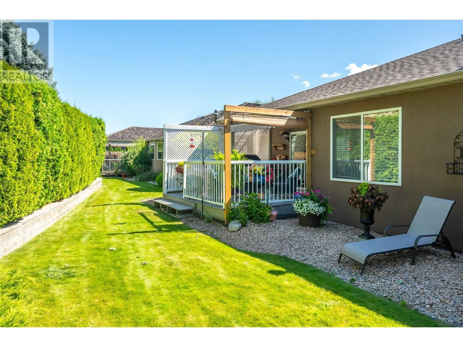 445 Ridge Place