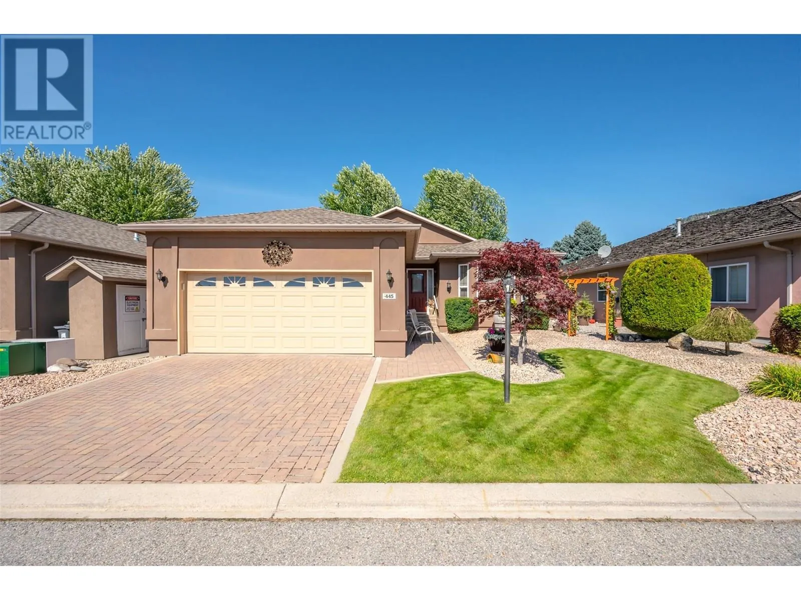 445 Ridge Place