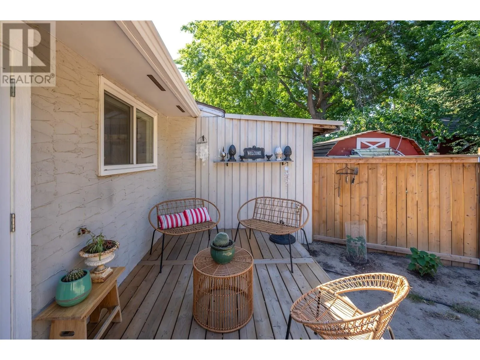 144 AYRES Crescent