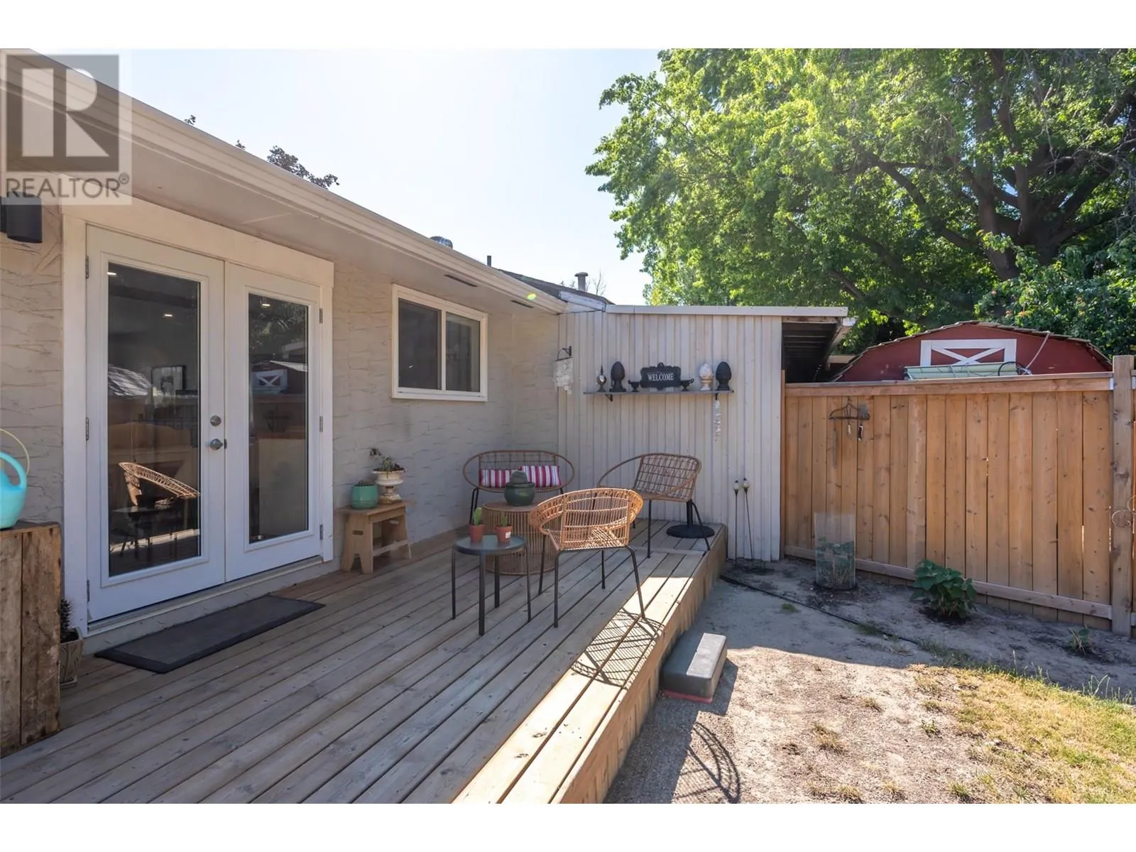 144 AYRES Crescent