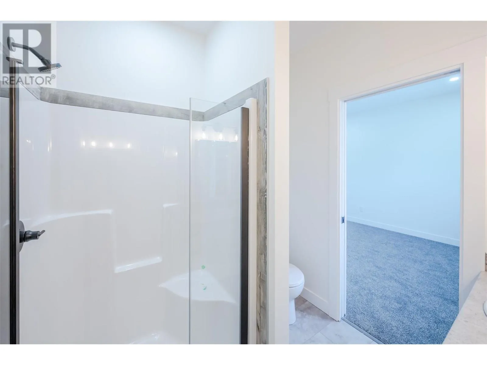 11612 Victoria Road S Unit# 101