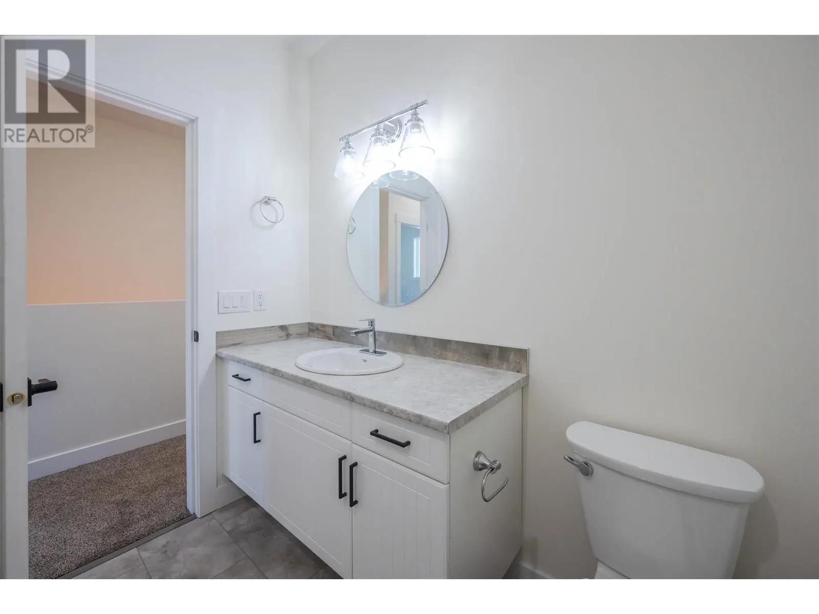 11612 Victoria Road S Unit# 101