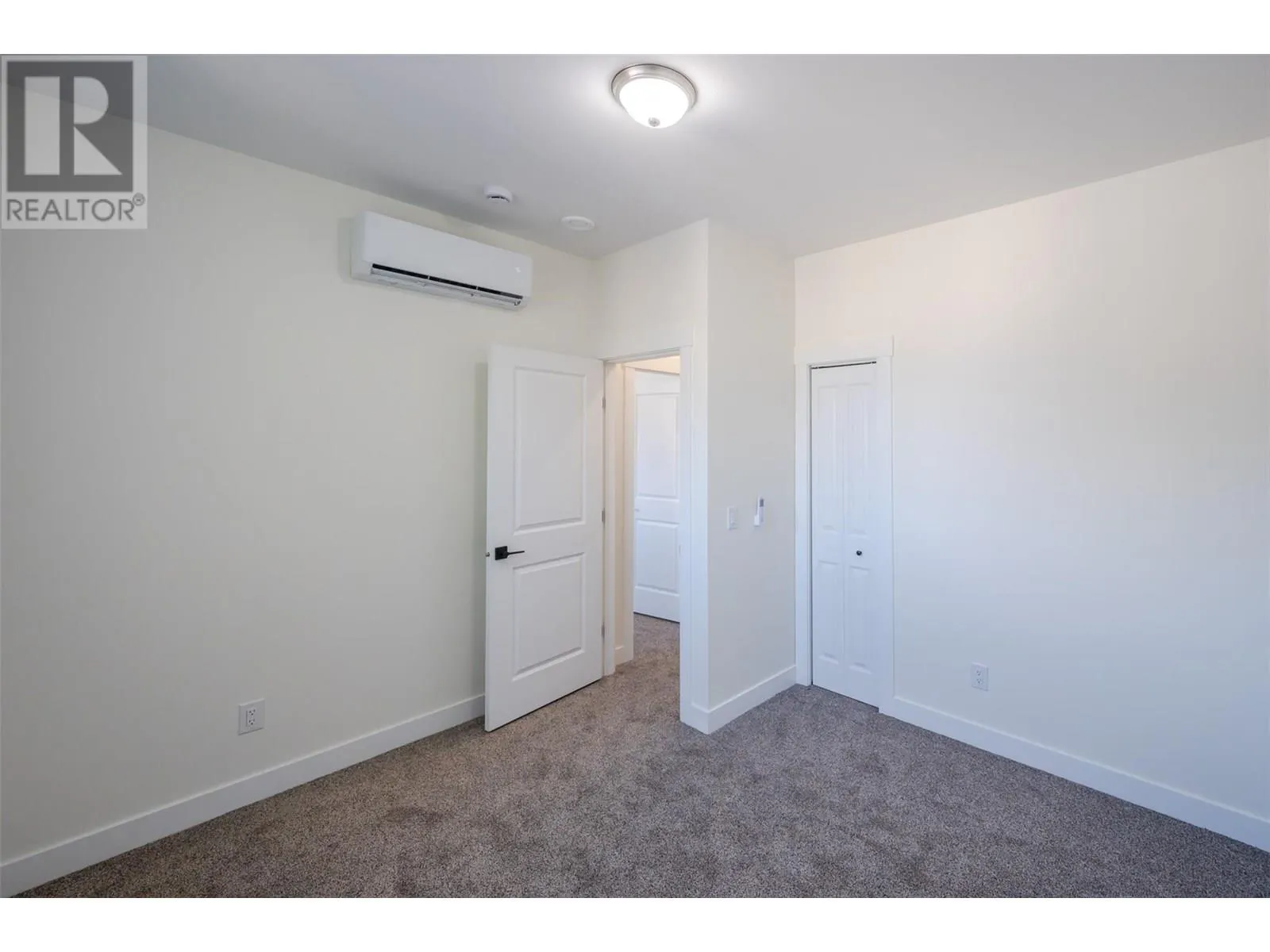 11612 Victoria Road S Unit# 101