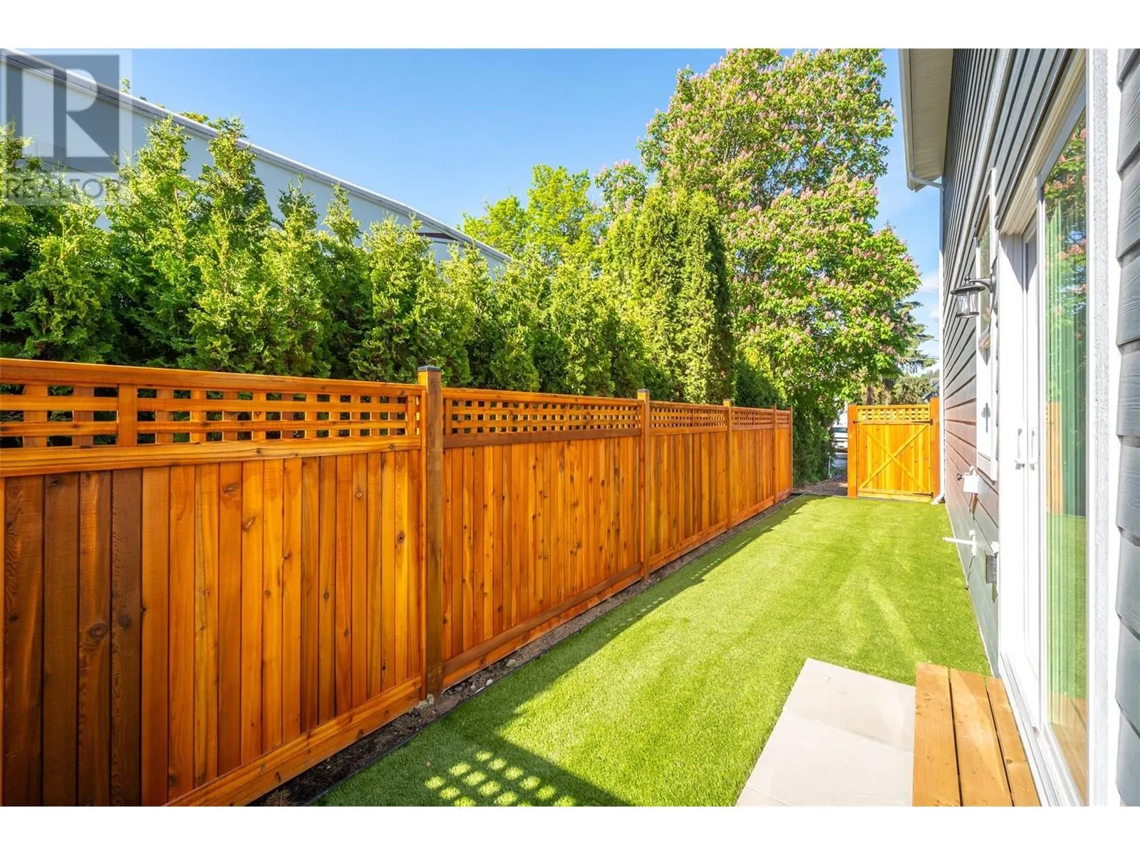 11612 Victoria Road S Unit# 101
