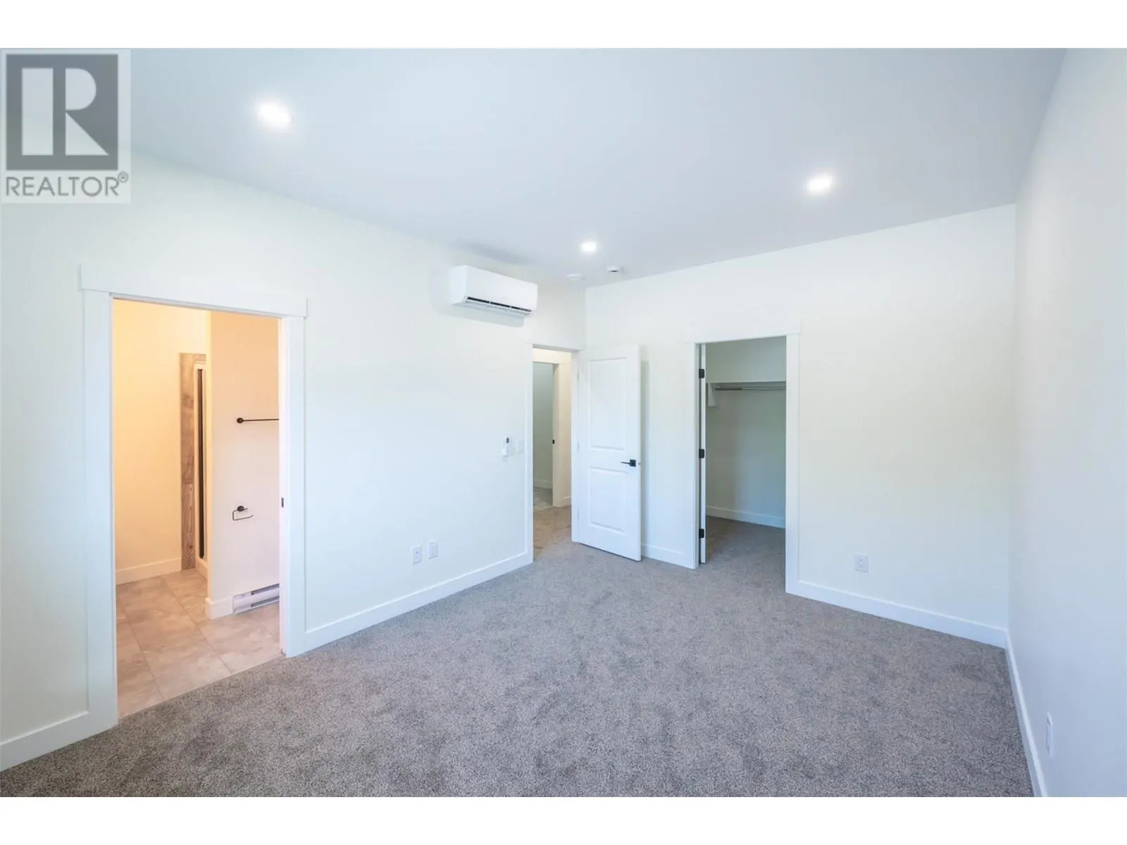11612 Victoria Road S Unit# 101