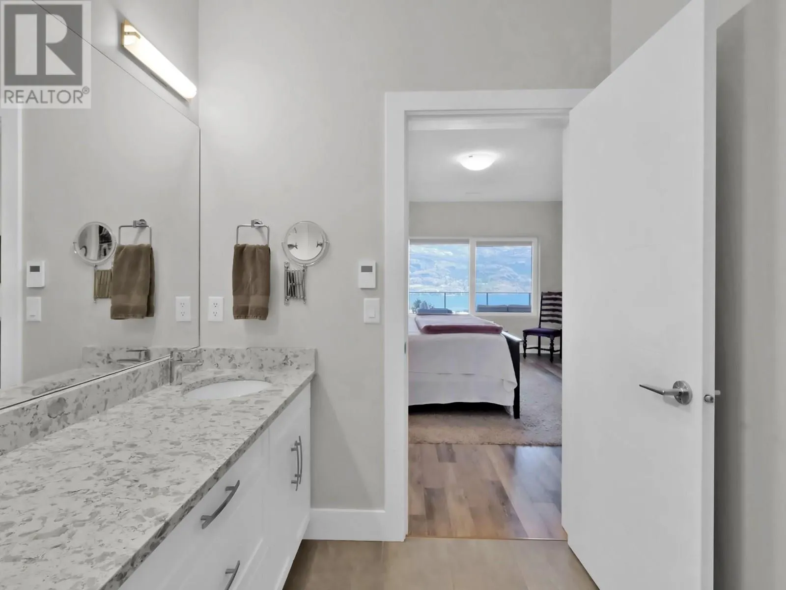 100 VISTA Way Unit# 132