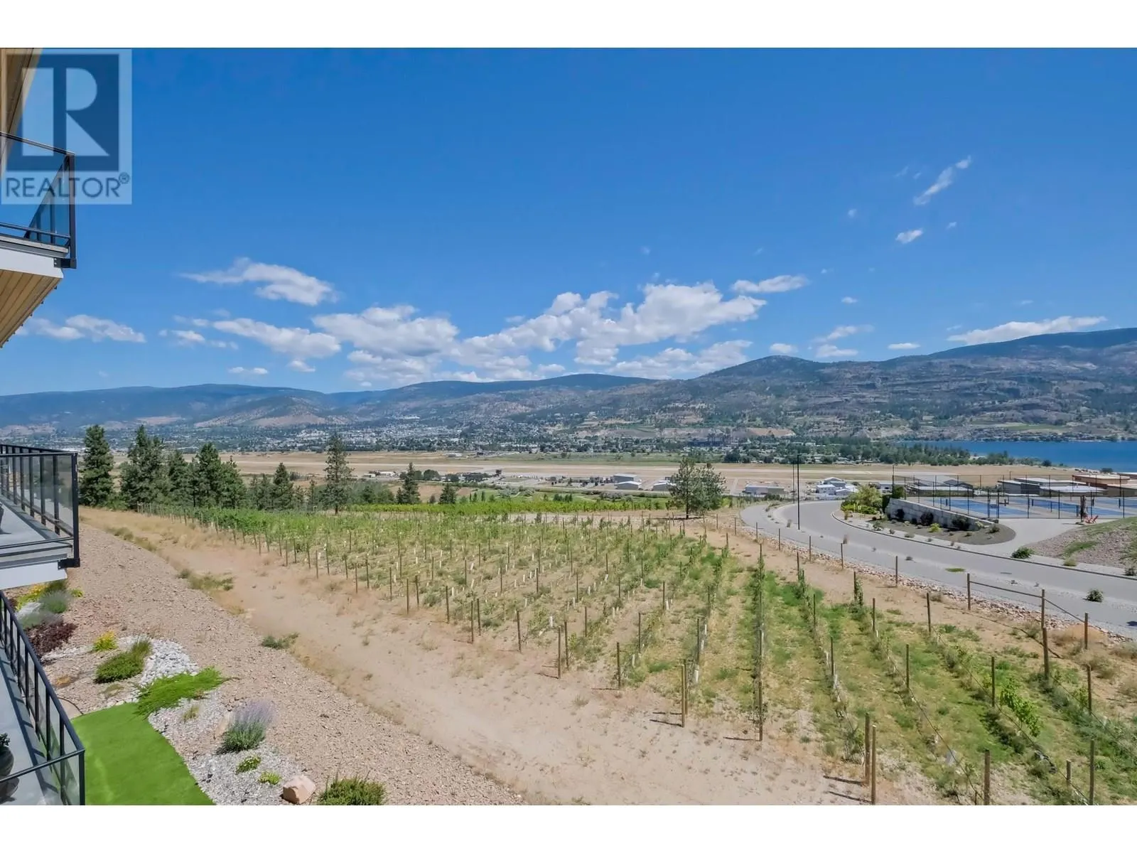 100 VISTA Way Unit# 132